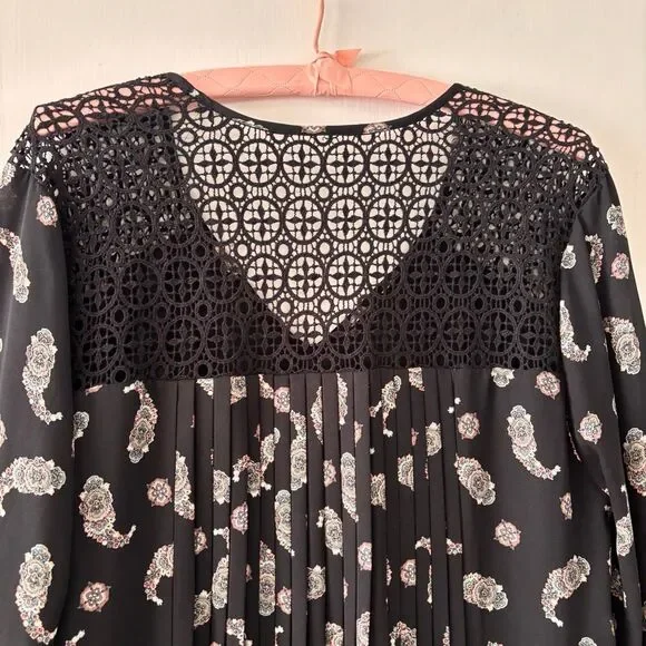 DR2 by Daniel Rainn L pleat back black crochet detailed paisley Pockets V-neck d - Picture 5 of 16